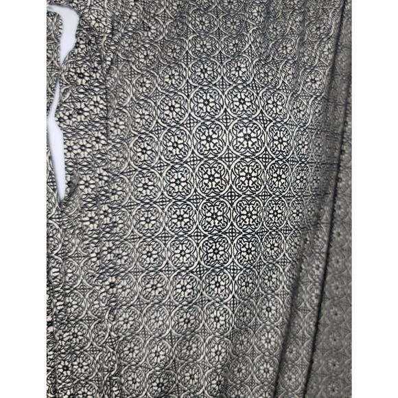 H&M Black White Geo Print A-Line Midi Dress Medium Sleeveless Hi Low Hem - Picture 6 of 6